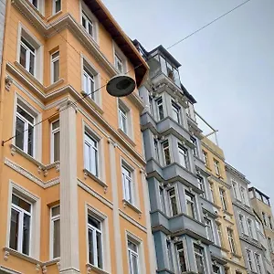 Ozkaya Galata Apartment